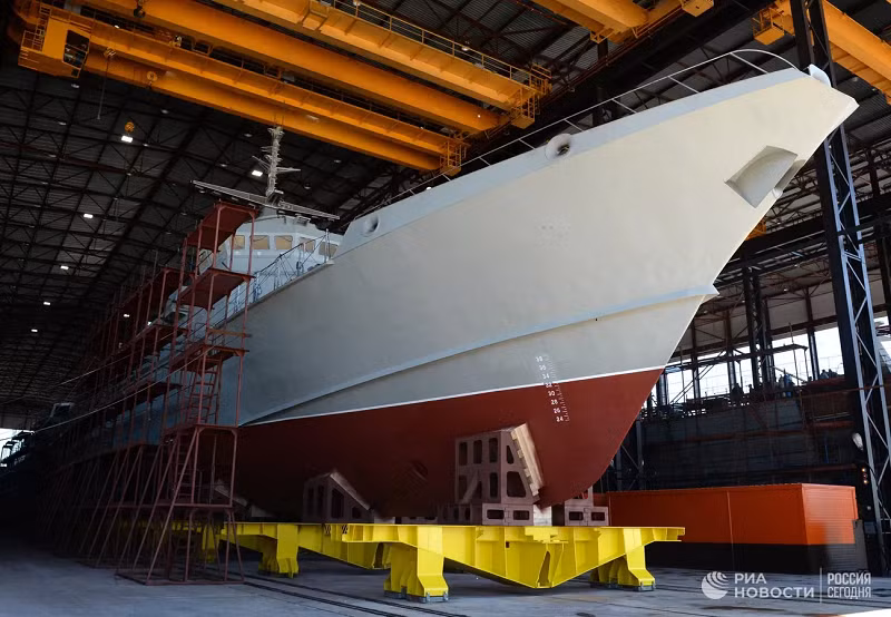 Tàu tên lửa cỡ nhỏ thuộc đề án 22800 Karakurt.