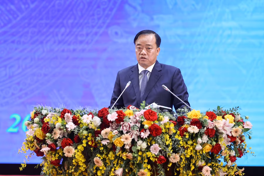 Chủ tịch UBND tỉnh Cà Mau - Huỳnh Quốc Việt công bố Quyết định phê duyệt và Báo cáo các nội dung cơ bản của Quy hoạch tỉnh Cà Mau.