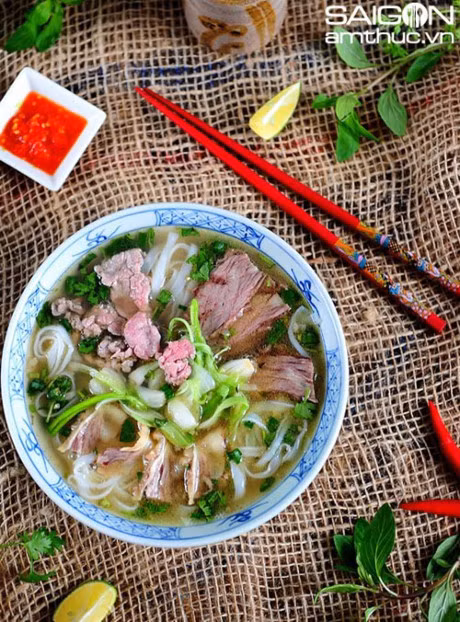 Nau pho bo ngon lanh cho bua sang - Anh 1
