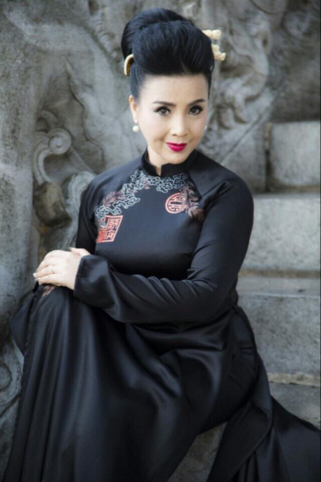 Lan Hương Lan Huong