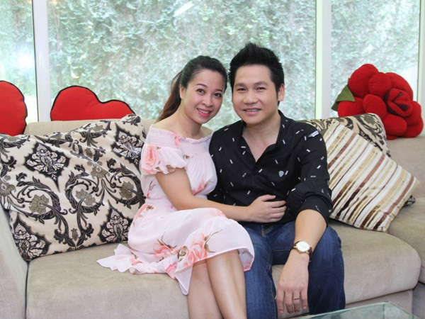 Chân dung vợ ít người biết của ca sĩ Trọng Tấn ảnh 1 Chân dung vợ ít người biết của ca sĩ Trọng Tấn ảnh 1