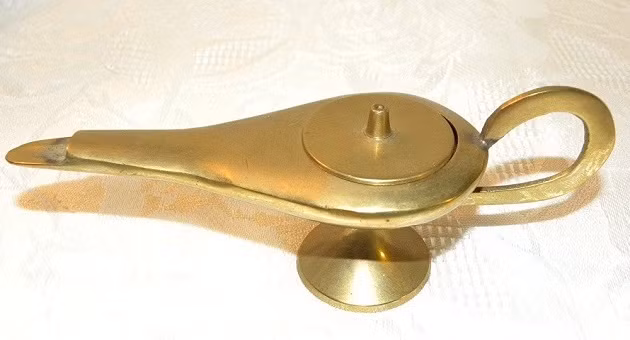 Ấn Độ: 4 người bị bắt vì bán “thần đèn”