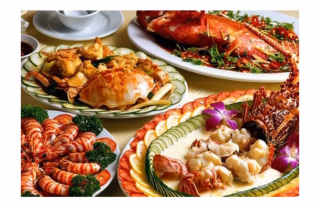 Ăn hải sản khi đi biển hoặc trong bữa ăn hàng ngày là sở thích của nhiều người.
