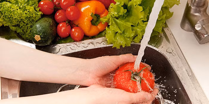 8 lời khuyên để không bị ngộ độc thực phẩm trong ngày hè