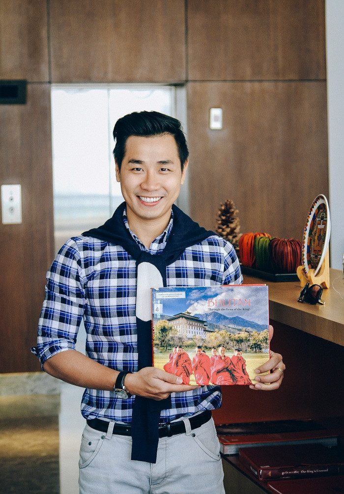 Nguyên Khang thêm yêu quý Bhutan vì câu chuyện tình yêu như cổ tích của vua và hoàng hậu nước này. Ảnh: NVCC Nguyên Khang thêm yêu quý Bhutan vì câu chuyện tình yêu như cổ tích của vua và hoàng hậu nước này. Ảnh: NVCC