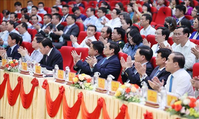 Thủ tướng Phạm Minh Chính và các đại biểu dự Hội nghị triển khai Nghị quyết số 11. Ảnh: Dương Giang/TTXVN