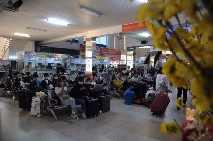 Nhiều sinh viên cho biết, năm nay về quê ăn Tết sớm hơn mọi năm vì được nghỉ học để phòng dịch bệnh Covid-19.