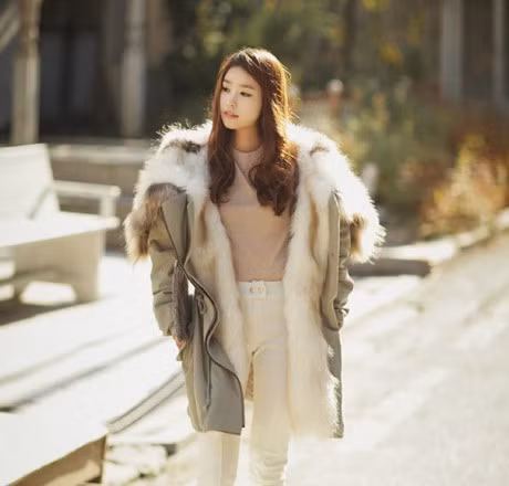 Kho so lanh tay chan mua dong, dung quen cac cach lam am sau day - Anh 2