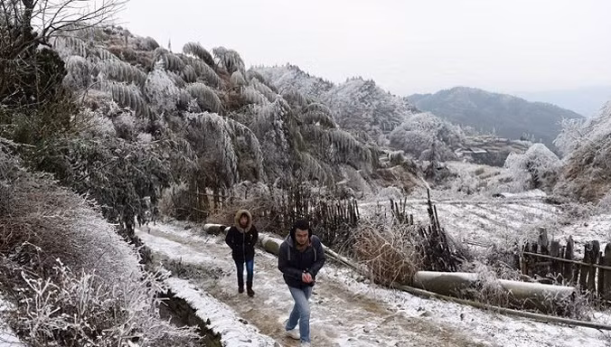 Cả ngôi làng Trung Quốc bị "đóng băng" trong đợt siêu rét