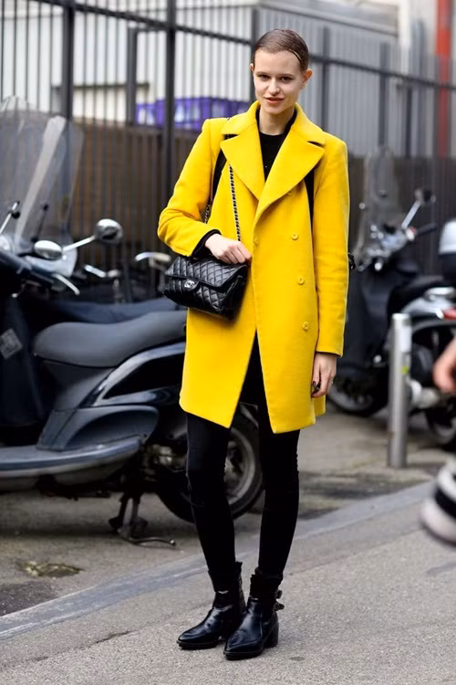 Hình ảnh: 5 màu áo khoác công sở bạn không nên bỏ lỡ mùa đông 2015 số 1