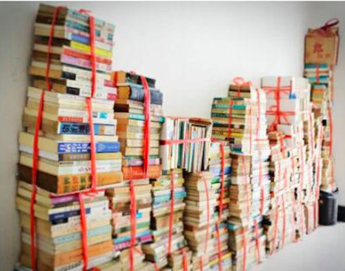 TQ: Nam sinh sở hữu 2.000 cuốn sách trong KTX ảnh 3  - 3