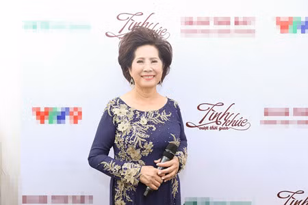 Ngoc Son tam su ve bo suu tap dan quy gia cua minh - Anh 3