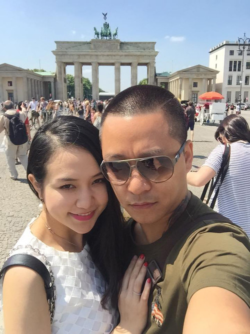 Tuấn Hưng khoe tóc húi cua bên vợ ảnh 2 anh6-2767-1434159218.jpg