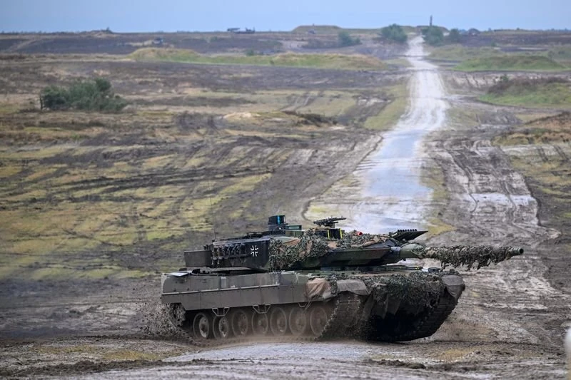 Xe tăng Leopard 2 A6. (Ảnh: Sascha Schuermann/Getty Images)