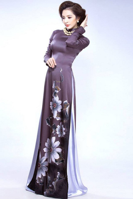 Cách chọn áo dài ăn hỏi cho mẹ cô dâu, chú rể - Ảnh 3 Cach chon ao dai an hoi cho me co dau, chu re - Anh 3