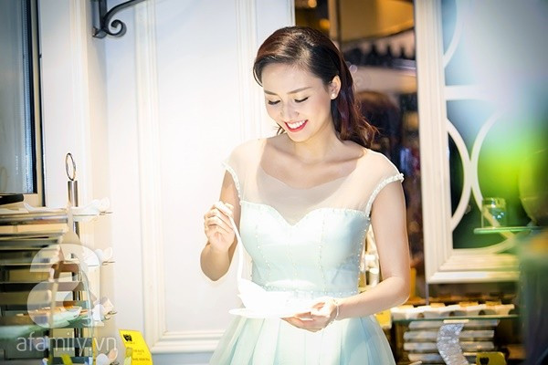 Á hậu Ngô Trà My