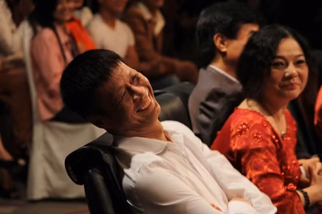 Lời kêu gọi phụ nữ vùng lên khỏi bữa cơm nhà của Lê Hoàng
