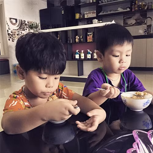 nhung lan mc phan anh 