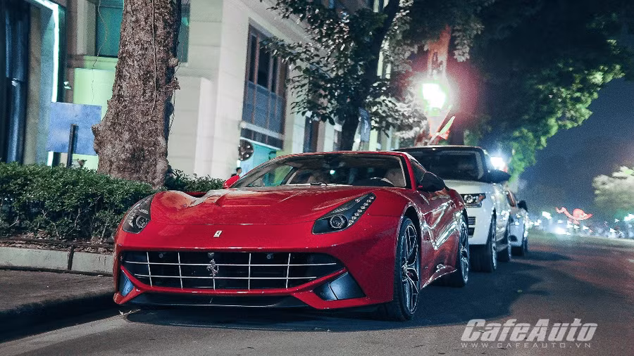 Điểm mặt những siêu xe “nhập tịch” Việt Nam trong năm 2015 ảnh 6 Điểm mặt những siêu xe “nhập tịch” Việt Nam trong năm 2015 ảnh 6