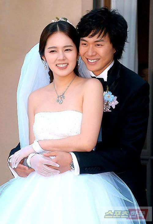 Han Ga In và Yeon Jung Hoon. 5-cap-vo-chong-nghe-si-duoc-nguong-mo-nhat-showbiz-han