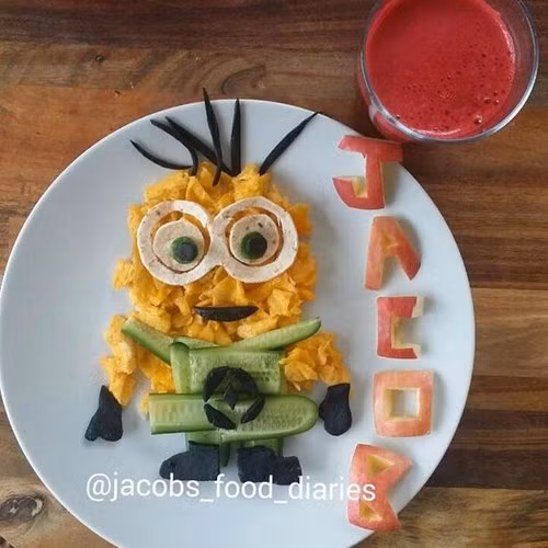 Ngám nhũng bũa an hình nhan vạt hoat hinh của bé Jacob-Hinh-10