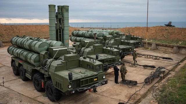 Hệ thống phòng thủ S-400