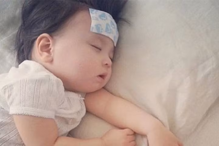 Phòng bệnh cho trẻ giữa thời tiết nồm ẩm