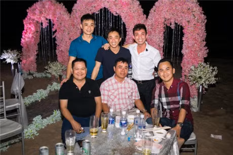 Minh Nhua tiet lo sinh nhat xa hoa voi su gop mat cua Cuong Do La - Anh 9