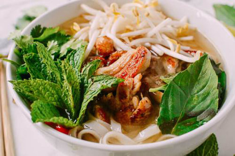 20 phút là có ngay phở gà chiên lạ miệng cho bữa sáng - Ảnh 5 20 phut la co ngay pho ga chien la mieng cho bua sang - Anh 5