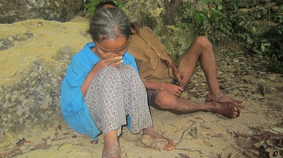 Tục ngủ ngồi của một số đồng bào dân tộc ở Tây Nguyên vẫn còn là một ẩn số.