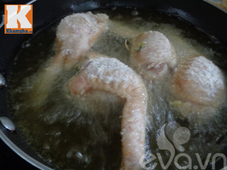 Cánh gà nhồi thịt sốt nước mắm đầy hấp dẫn - Ảnh 7 Canh ga nhoi thit sot nuoc mam day hap dan - Anh 7