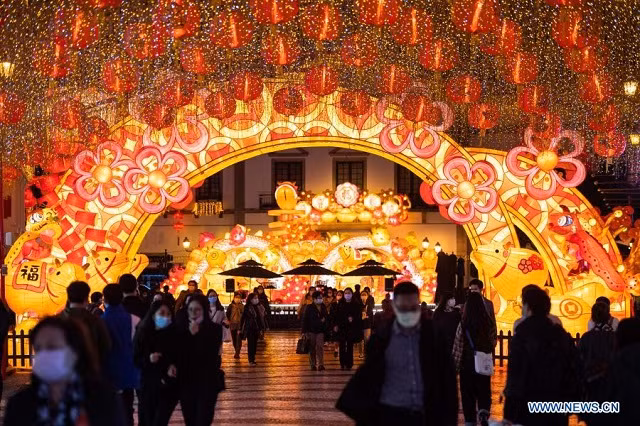 Trang trí đón Tết ở Macao, miền nam Trung Quốc