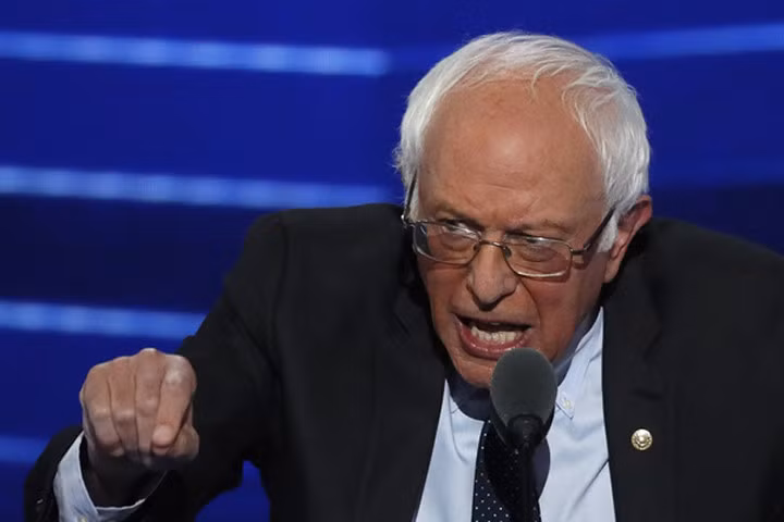 Đối thủ cũ tuyên bố ủng hộ bà Hillary Clinton, dập tắt lục đục trong nội bộ đảng Dân chủ