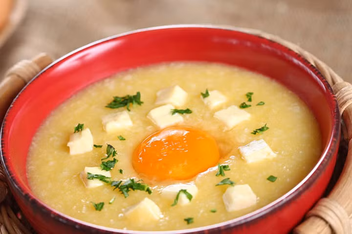 Nấu cháo trứng gà thơm ngon, bổ dưỡng cho bữa sáng hấp dẫn tất cả mọi người