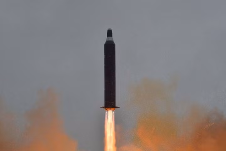 Người dân Triều Tiên hoan nghênh vụ phóng tên lửa