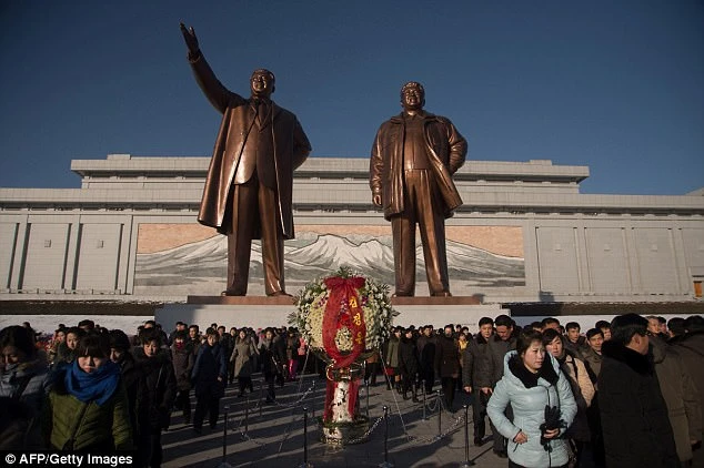 Người dân Triều Tiên kỷ niệm ngày mất của cố lãnh đạo Kim Jong il