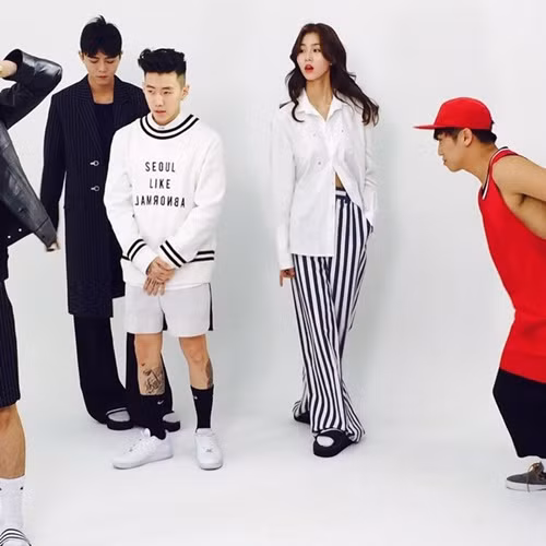 Um Ye Jin tham gia vào buổi chụp ảnh cùng Jay Park, thể hiện phong thái tự tin. mau-xu-han-15-tuoi-cao-1m78-10