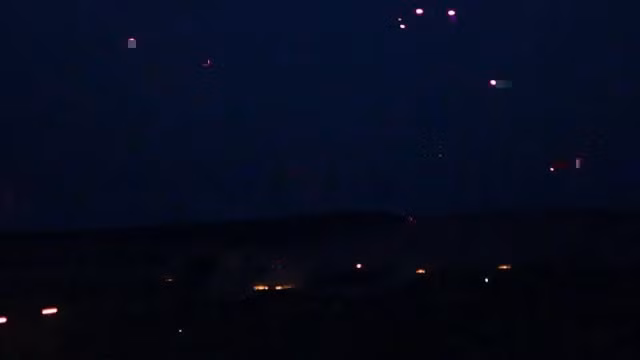 Hình ảnh xe tăng T-72 Nga phá hủy mục tiêu địch trong đêm