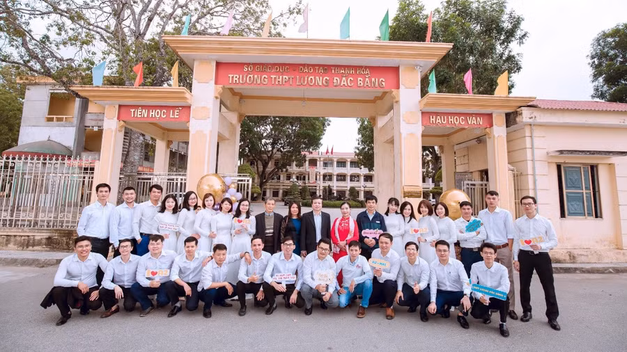 Trường THPT Lương Đắc Bằng, Thanh Hóa: Tự hào tiếp bước truyền thống vẻ vang ảnh 3