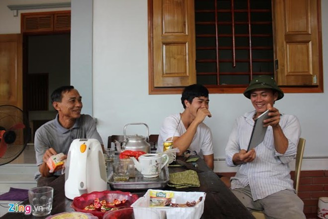 Công Phượng là niềm tự hào của gia đình và bè bạn. Ảnh: Vình Yên