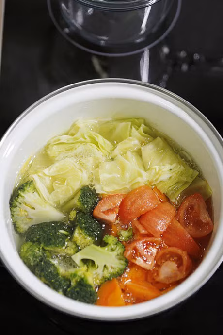 Chac chan ban chua biet den mon sinh to rau cu sieu la nay - Anh 1