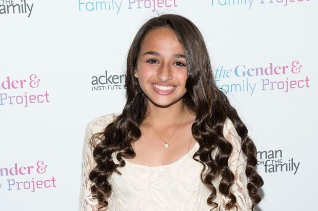 Jazz Jennings là một người chuyển giới nổi tiếng trên thế giới