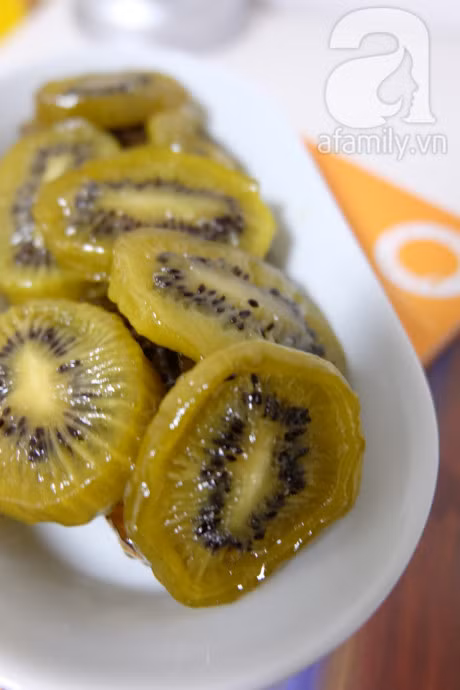 Lam mut kiwi deo ngon mieng don Tet - Anh 10