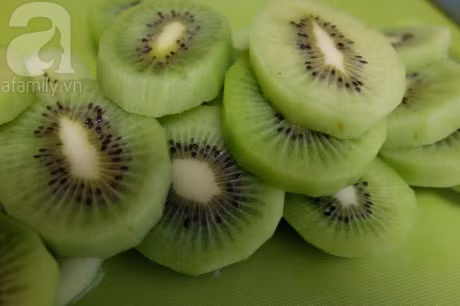 Lam mut kiwi deo ngon mieng don Tet - Anh 2