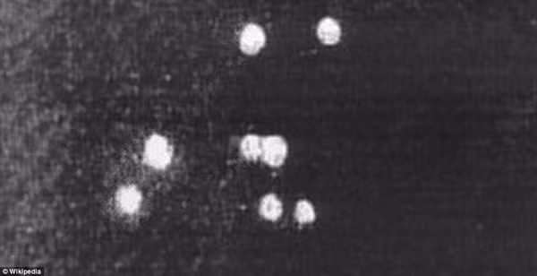 Hé lộ dự án “Sách xanh” bí mật về UFO của Mỹ ảnh 3