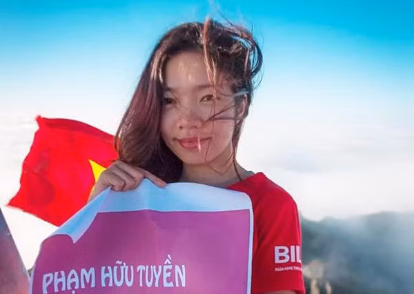 Những màn tỏ tình gây chú ý nhất trong cộng đồng mạng Việt