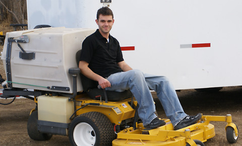 Những triệu phú nhí khiến thế giới “ngả mũ” chào ảnh 2