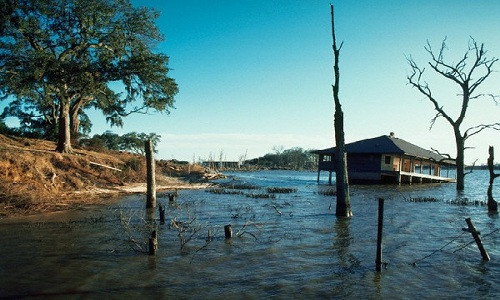 Hồ Peigneur ngày nay. Ảnh: LosApos. xoay-nuoc-nhan-tao-khong-lo-nuot-chung-ca-hon-dao