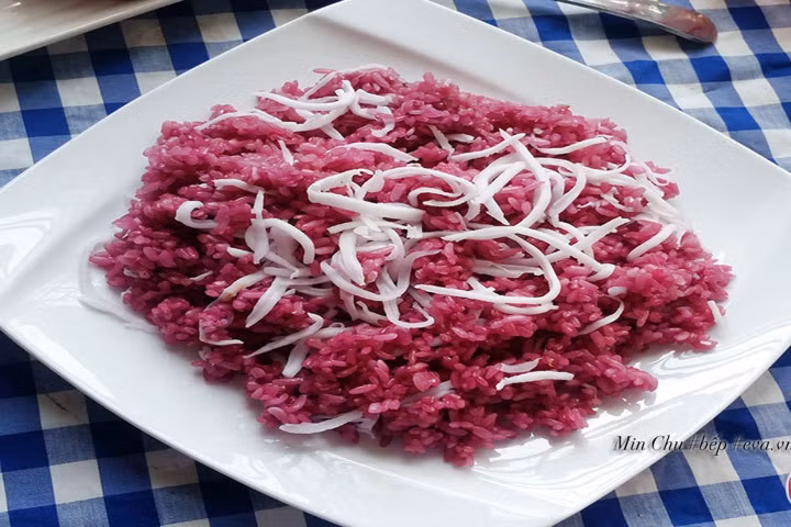 Xôi lá cẩm đơn giản mà ngon