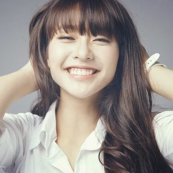 Điểm danh 8 hot girl có đôi mắt cười đẹp nhất - ảnh 4 Hình ảnh: Điểm danh 8 hot girl có đôi mắt cười đẹp nhất số 4